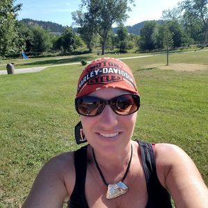 Meet your Posher, Christine